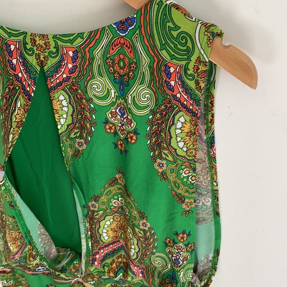 Sandra Darren sleeveless Tribal print sleeveless dress, Size 8 - Picture 7 of 11